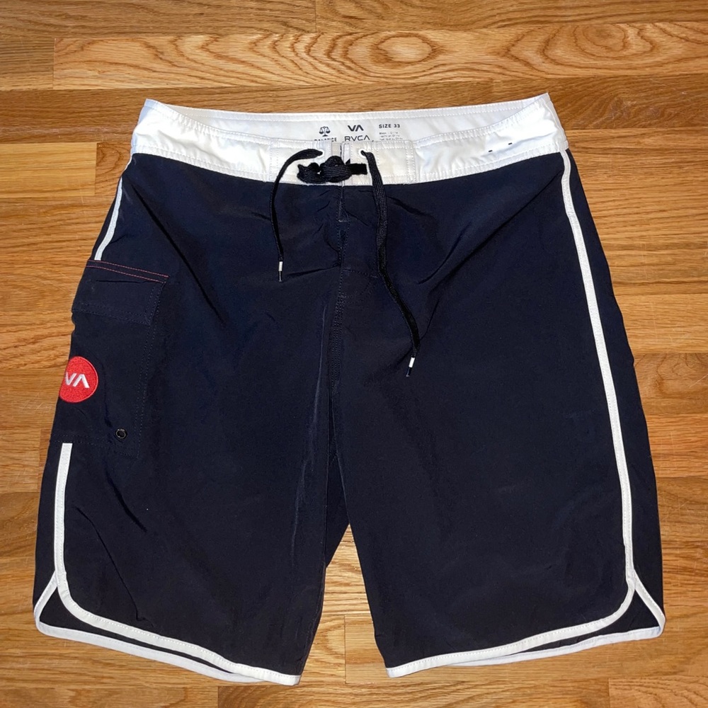 RVCA BOARD SHORTS MENS 33